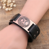 Weltenbaum Lederarmband in Schwarz